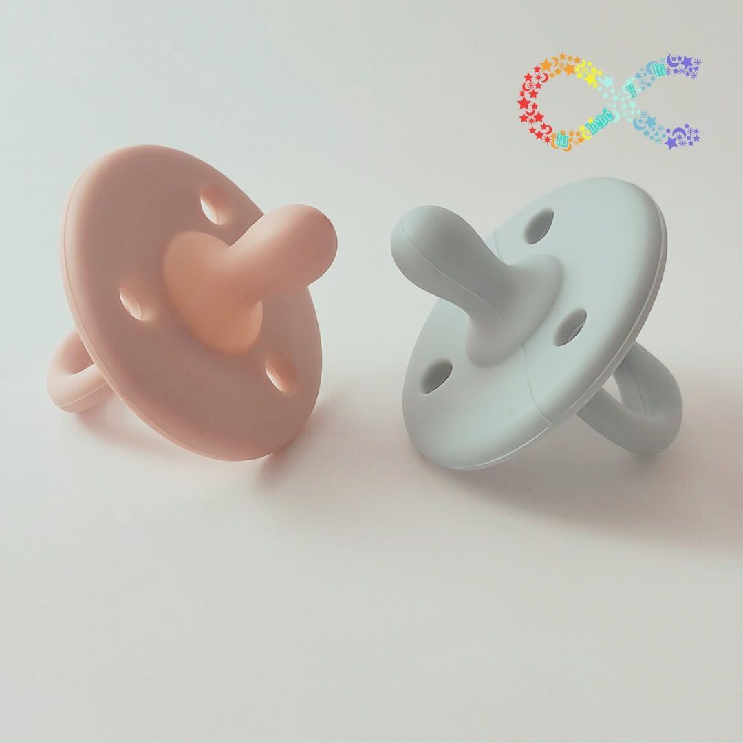 Duo Chupetes Rosa Nude y Azul
